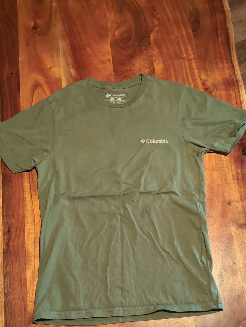 Columbia Men's Short Sleeve Tee — Olive